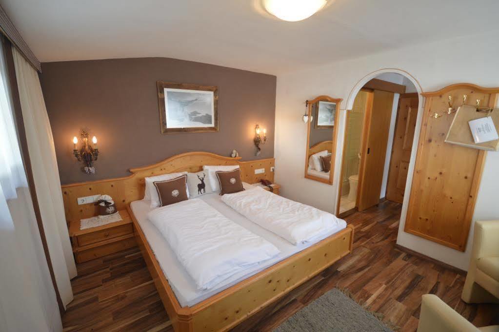 B&B Wienerhof Trins Buitenkant foto
