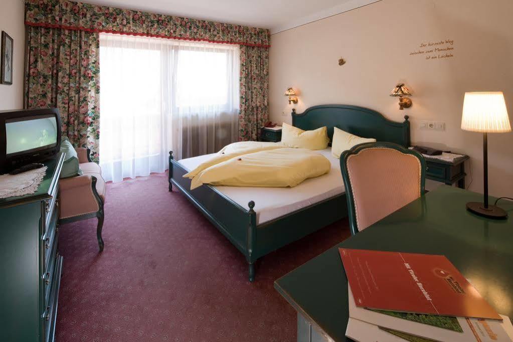 B&B Wienerhof Trins Buitenkant foto