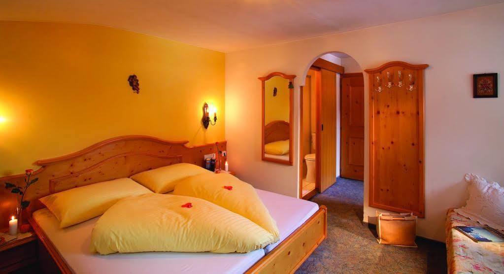 B&B Wienerhof Trins Buitenkant foto