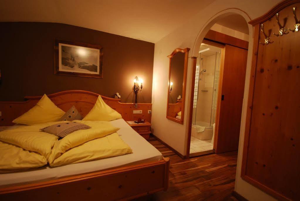 B&B Wienerhof Trins Buitenkant foto