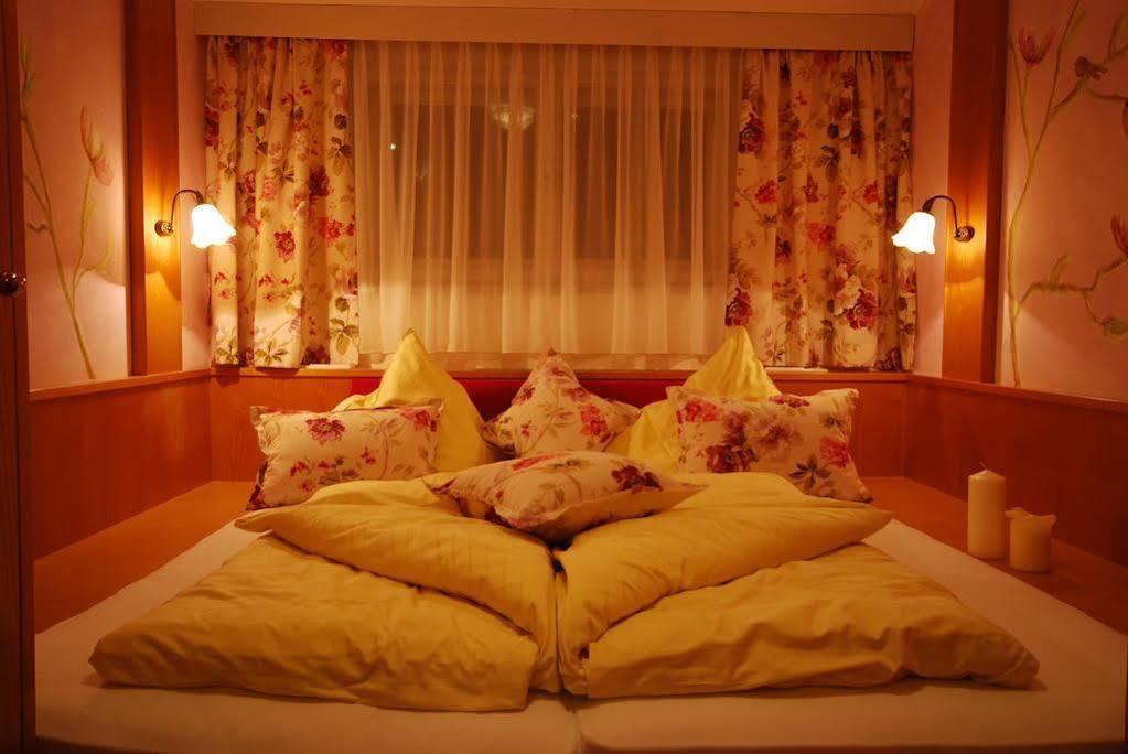 B&B Wienerhof Trins Buitenkant foto